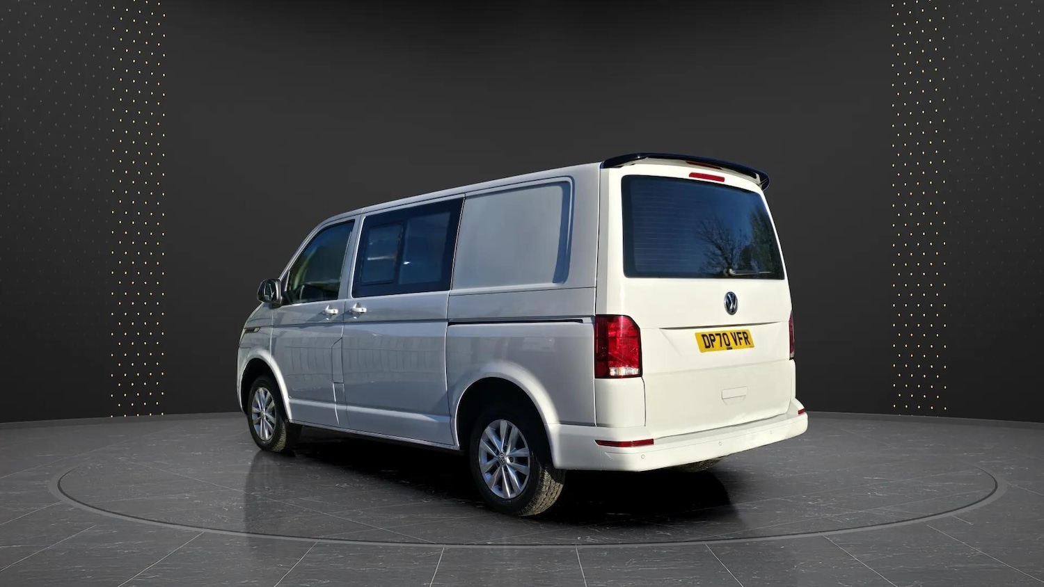Used Volkswagen Transporter 2021 for sale - 76965173: Photo 3