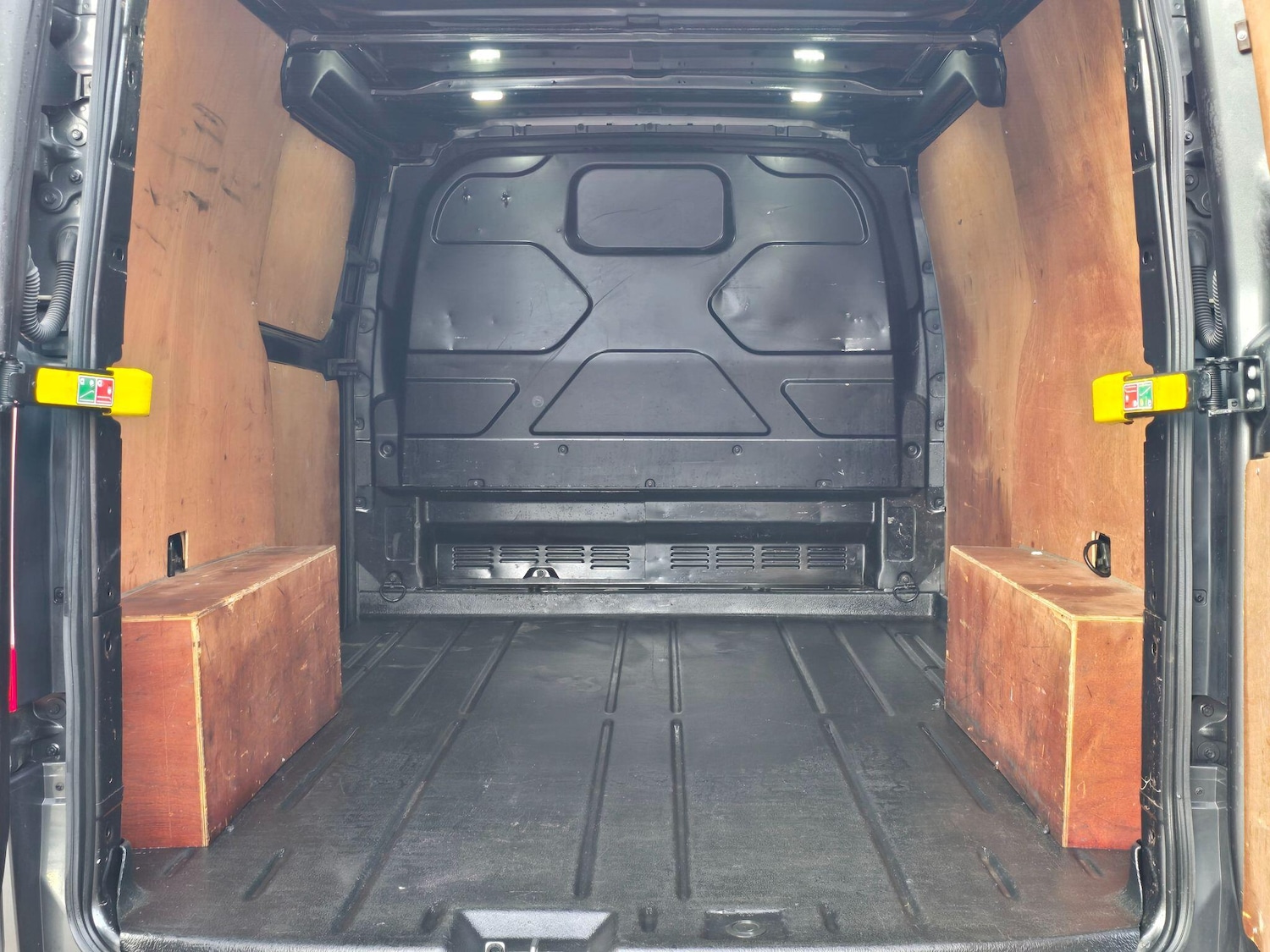 Used Ford Transit Custom 2019 for sale - 77305291: Photo 23