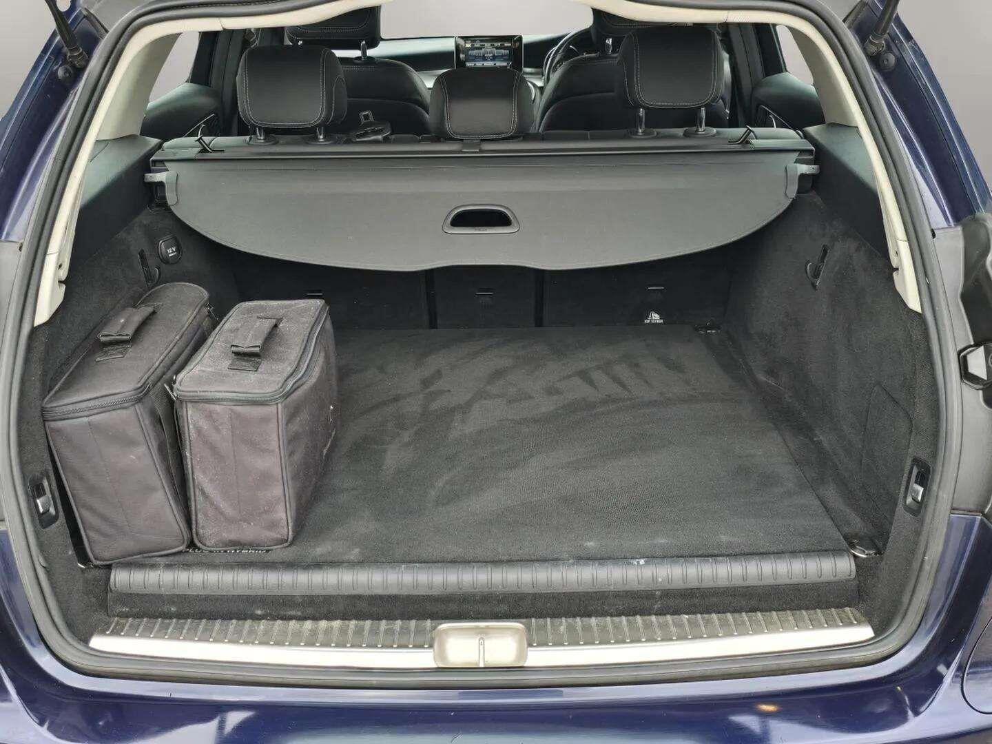 Used Mercedes-Benz C Class 2017 for sale - 76743460: Photo 19