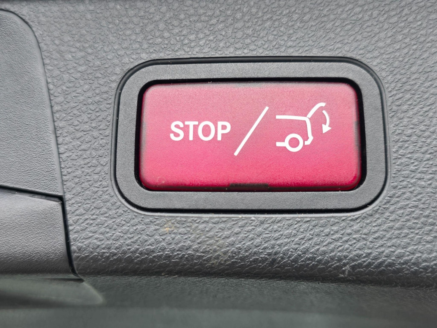 Used Mercedes-Benz C Class 2017 for sale - 76743460: Photo 44