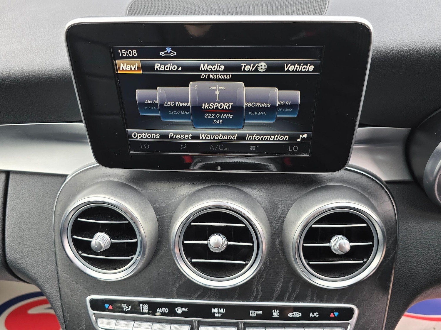 Used Mercedes-Benz C Class 2017 for sale - 76743460: Photo 47