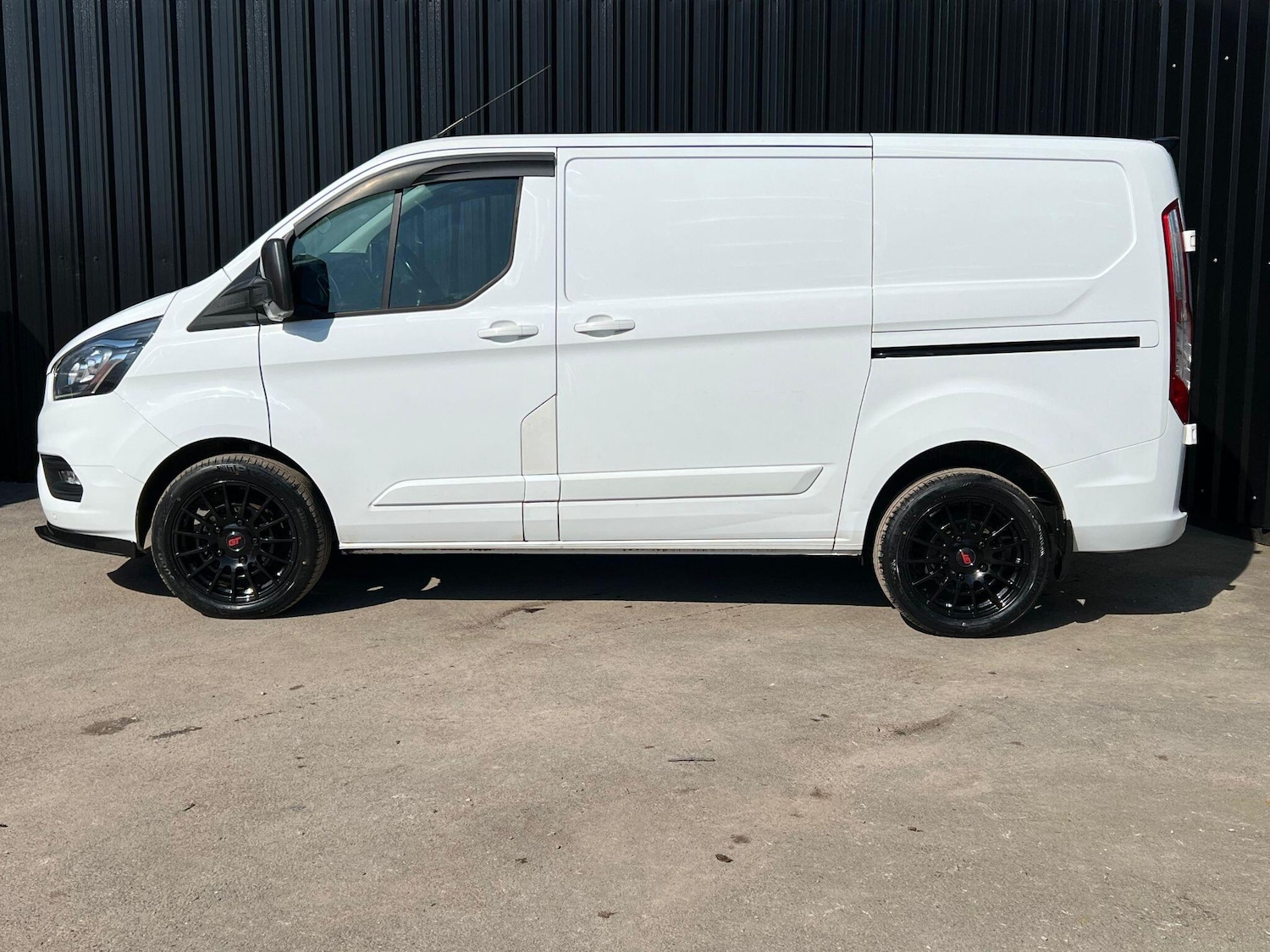Used Ford Transit Custom 2020 for sale - 78047833: Photo 3