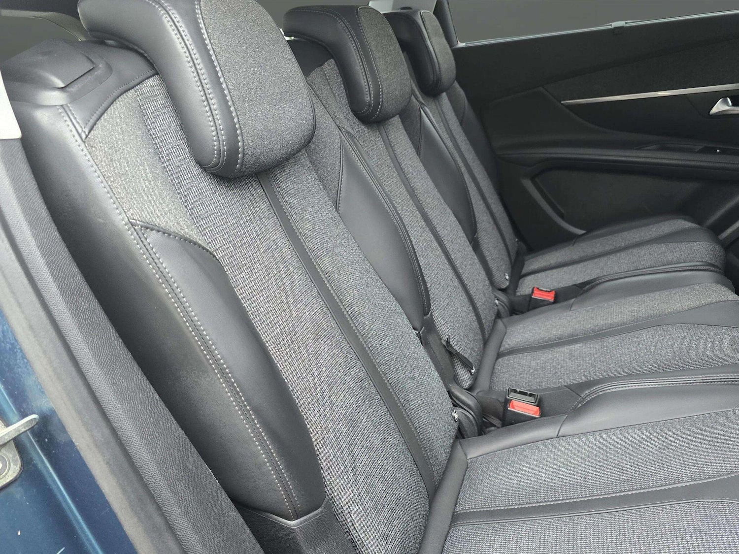 Used Peugeot 5008 2018 for sale - 77202912: Photo 43