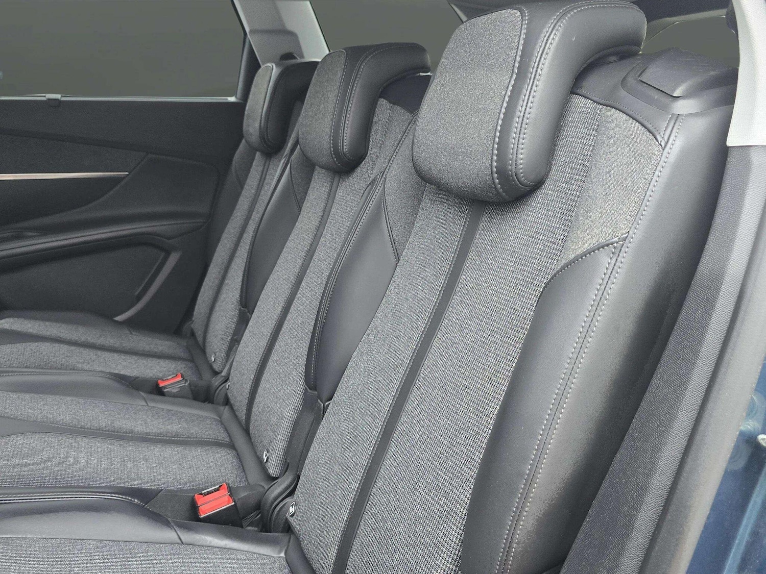 Used Peugeot 5008 2018 for sale - 77202912: Photo 46