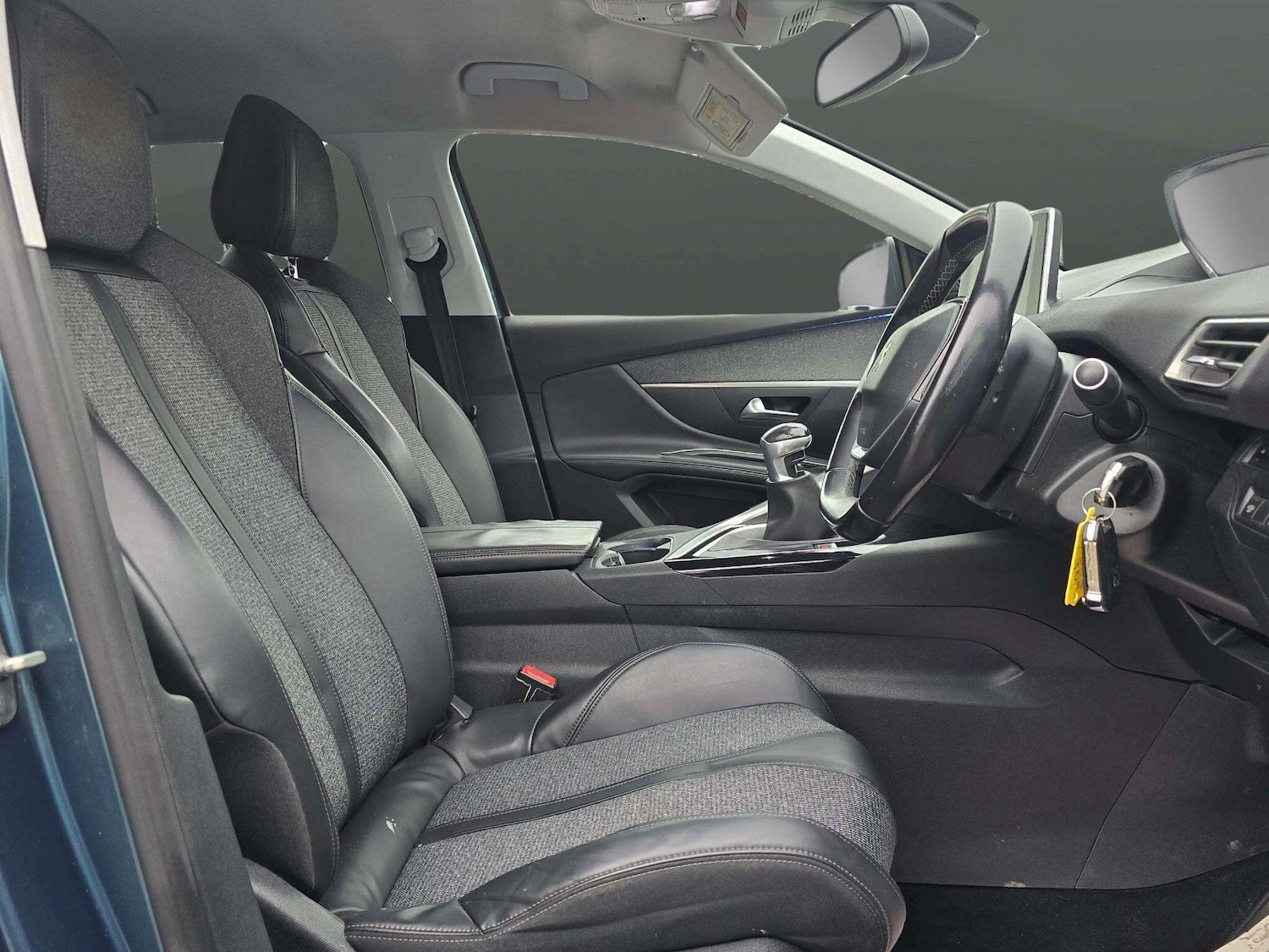 Used Peugeot 5008 2018 for sale - 77202912: Photo 54