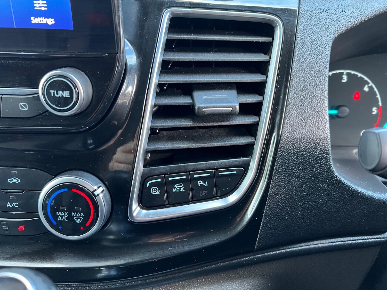 Used Ford Transit Custom 2022 for sale - 77586220: Photo 32