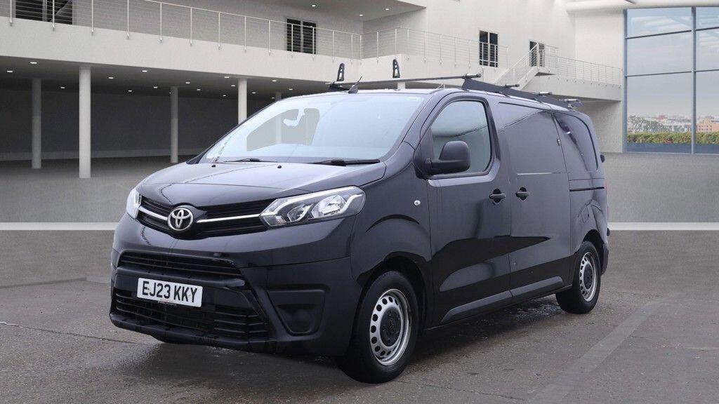 Used Toyota ProAce 2023 for sale - 76667035: Photo 1