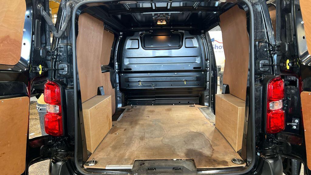 Used Toyota ProAce 2023 for sale - 76667035: Photo 9