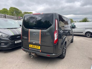 Used Ford Tourneo Custom 2019 for sale - 78417111: Photo