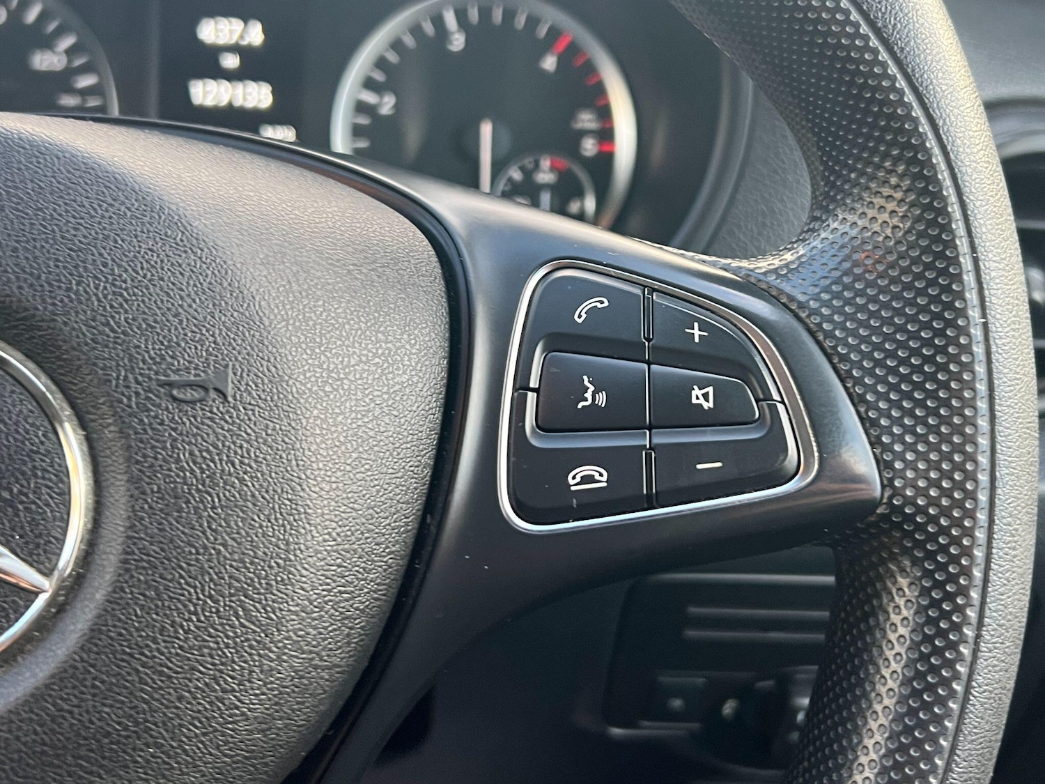 Used Mercedes-Benz Vito 2017 for sale - 76620379: Photo 11