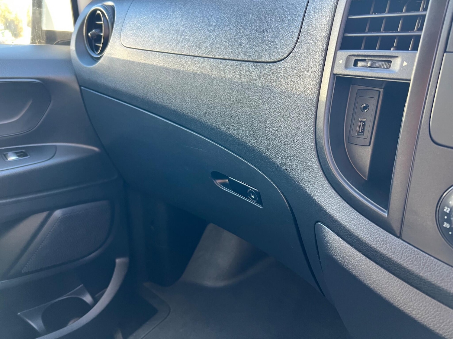 Used Mercedes-Benz Vito 2017 for sale - 76620379: Photo 19