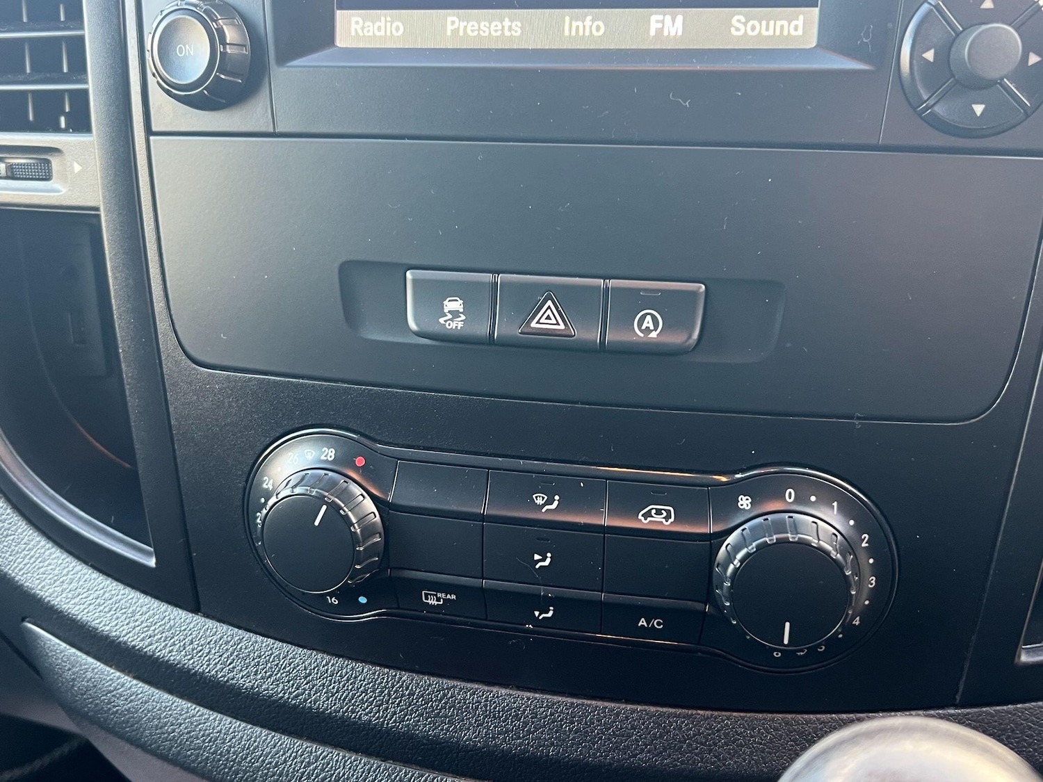 Used Mercedes-Benz Vito 2017 for sale - 76620379: Photo 27