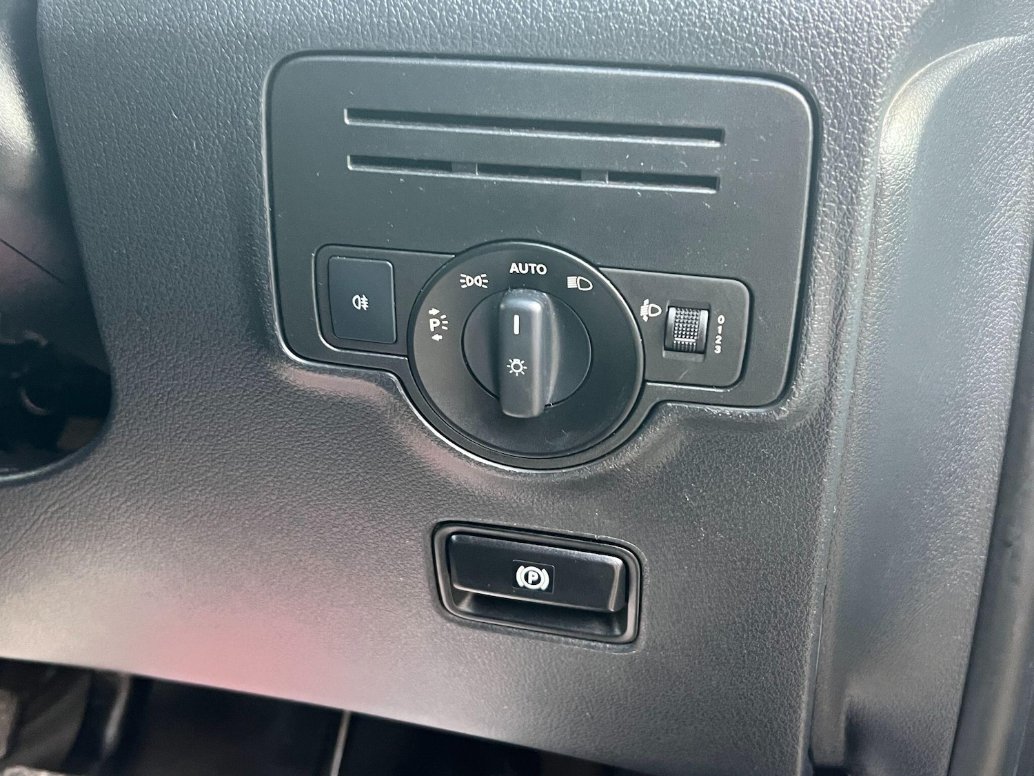 Used Mercedes-Benz Vito 2017 for sale - 76620379: Photo 29