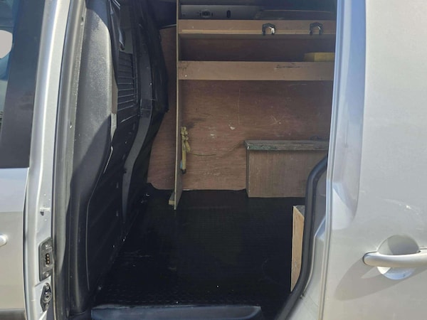Used Volkswagen Caddy 2016 for sale - 76268223: Photo 17