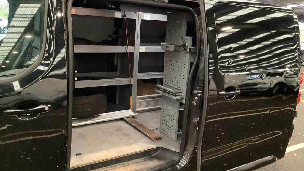 Used Vauxhall Vivaro 2021 for sale - 77645940: Photo 8