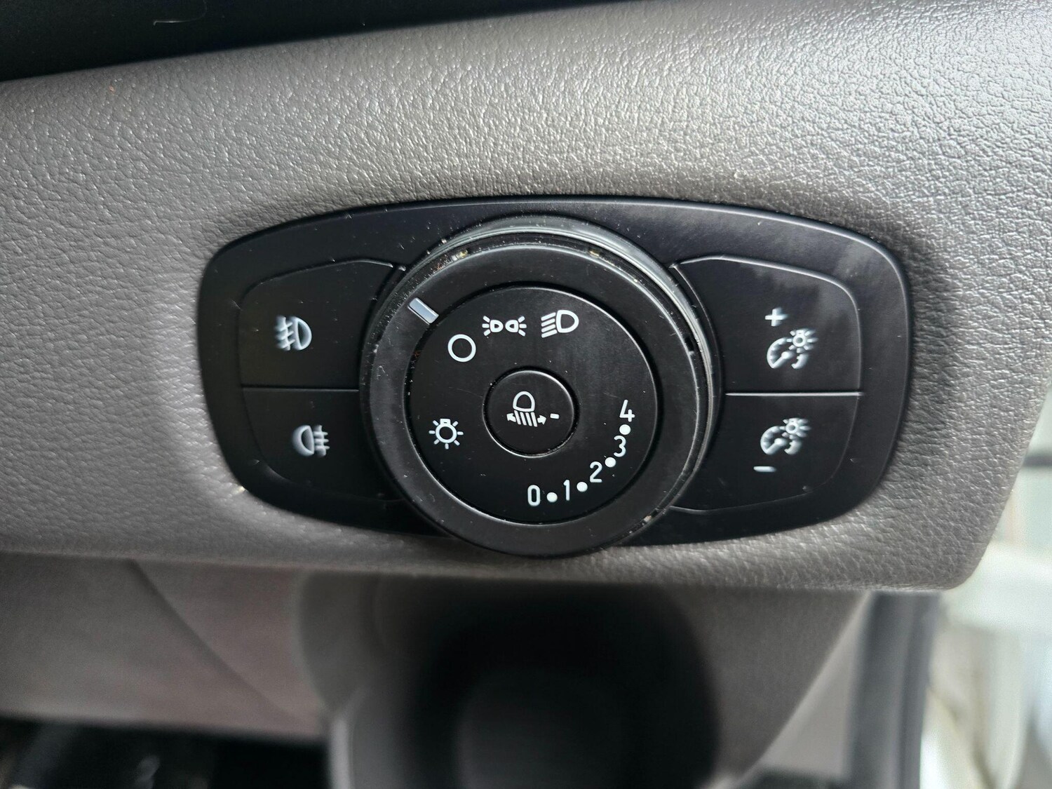 Used Ford Transit Custom 2019 for sale - 77523975: Photo 32