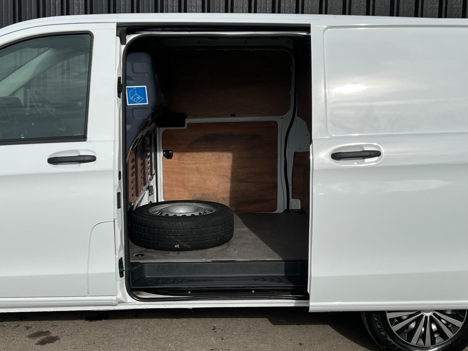 Used Mercedes-Benz Vito 2021 for sale - 77625871: Photo 26