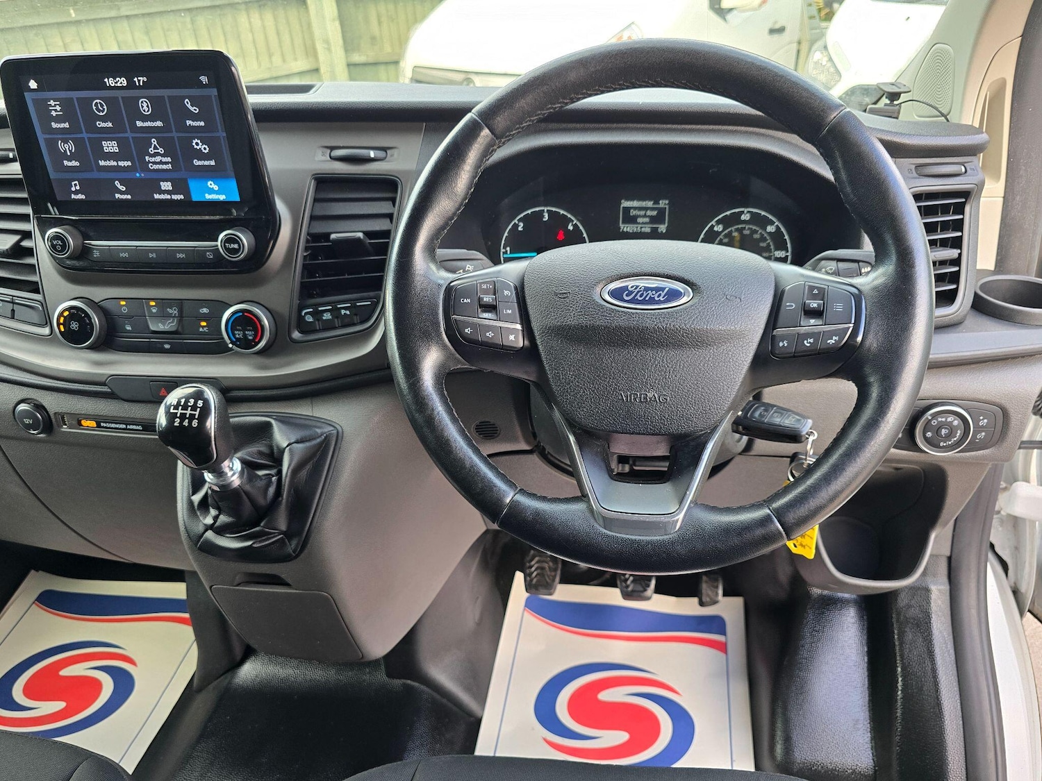 Used Ford Transit Custom 2019 for sale - 76538028: Photo 4