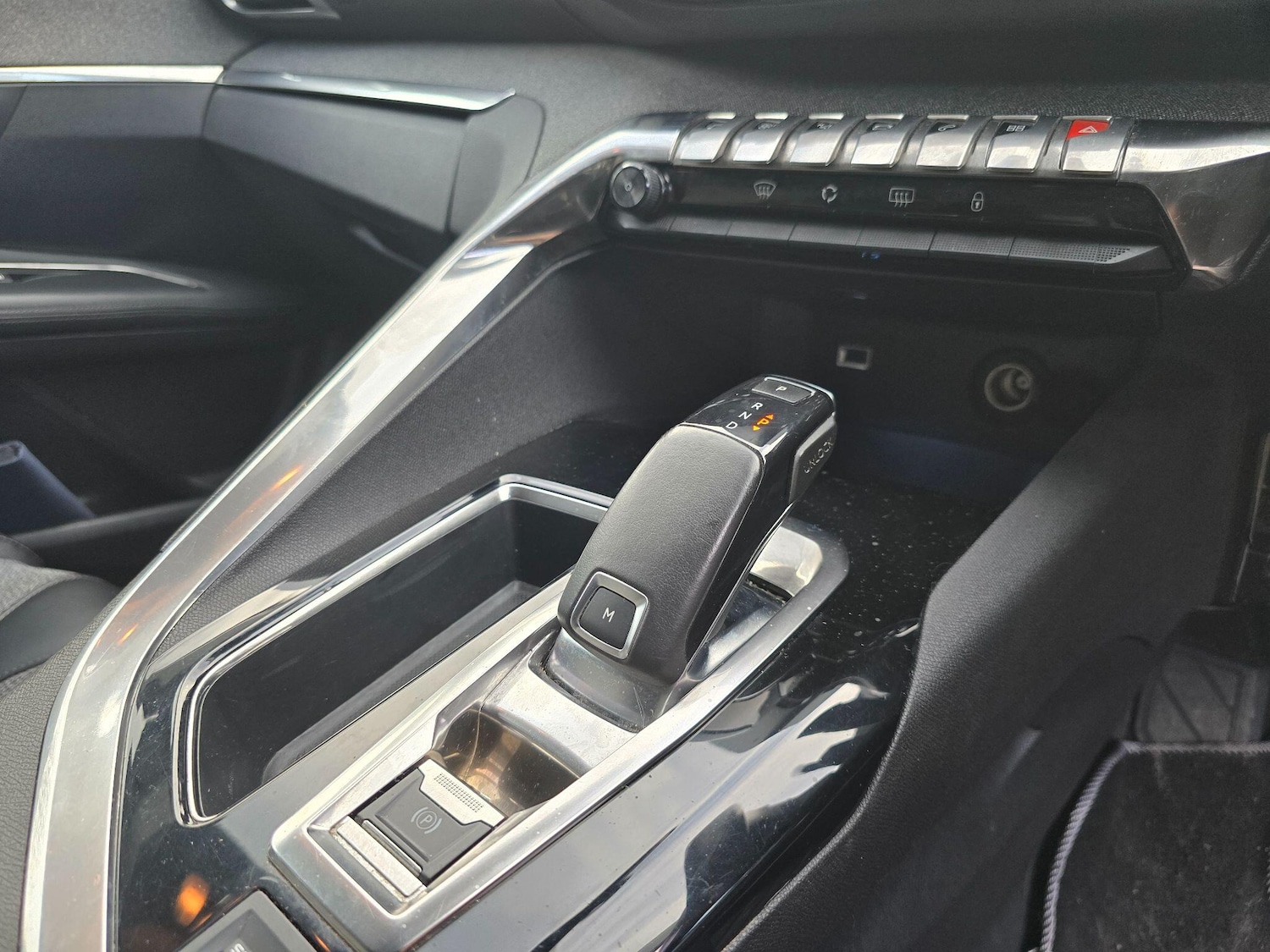 Used Peugeot 3008 2017 for sale - 76572755: Photo 10