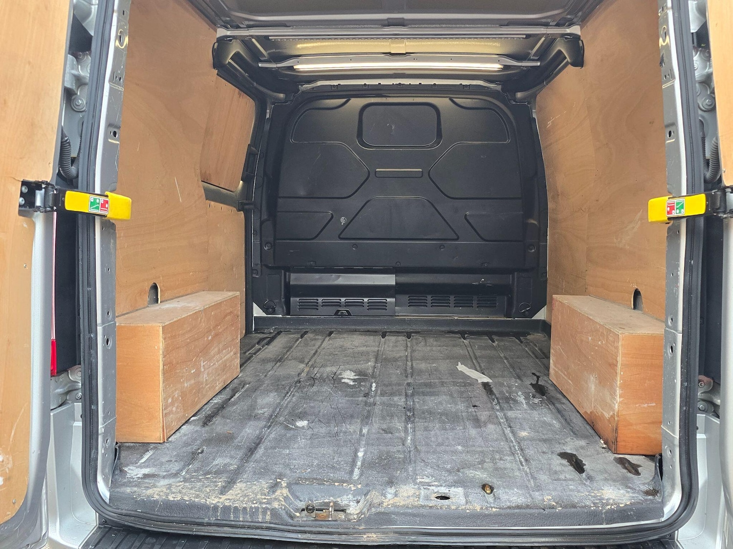 Used Ford Transit Custom 2022 for sale - 76913081: Photo 31