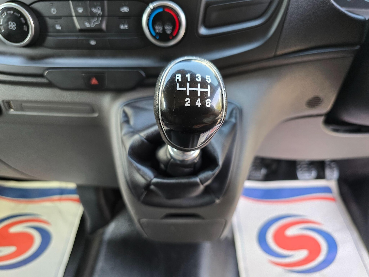 Used Ford Transit Custom 2018 for sale - 78184837: Photo 44