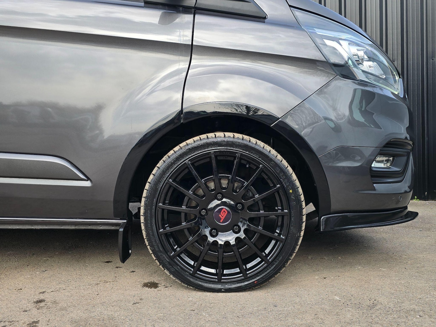 Used Ford Transit Custom for sale - 77769510: Photo 6