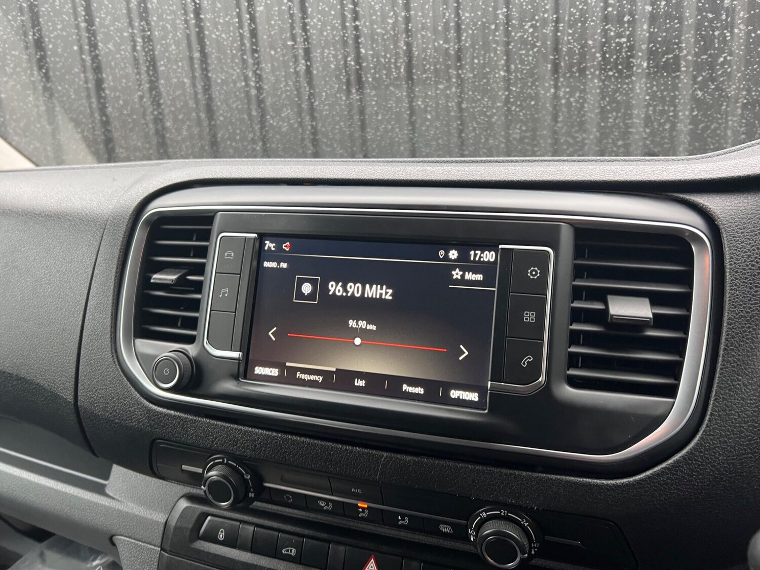 Used Vauxhall Vivaro 2021 for sale - 78086048: Photo 10