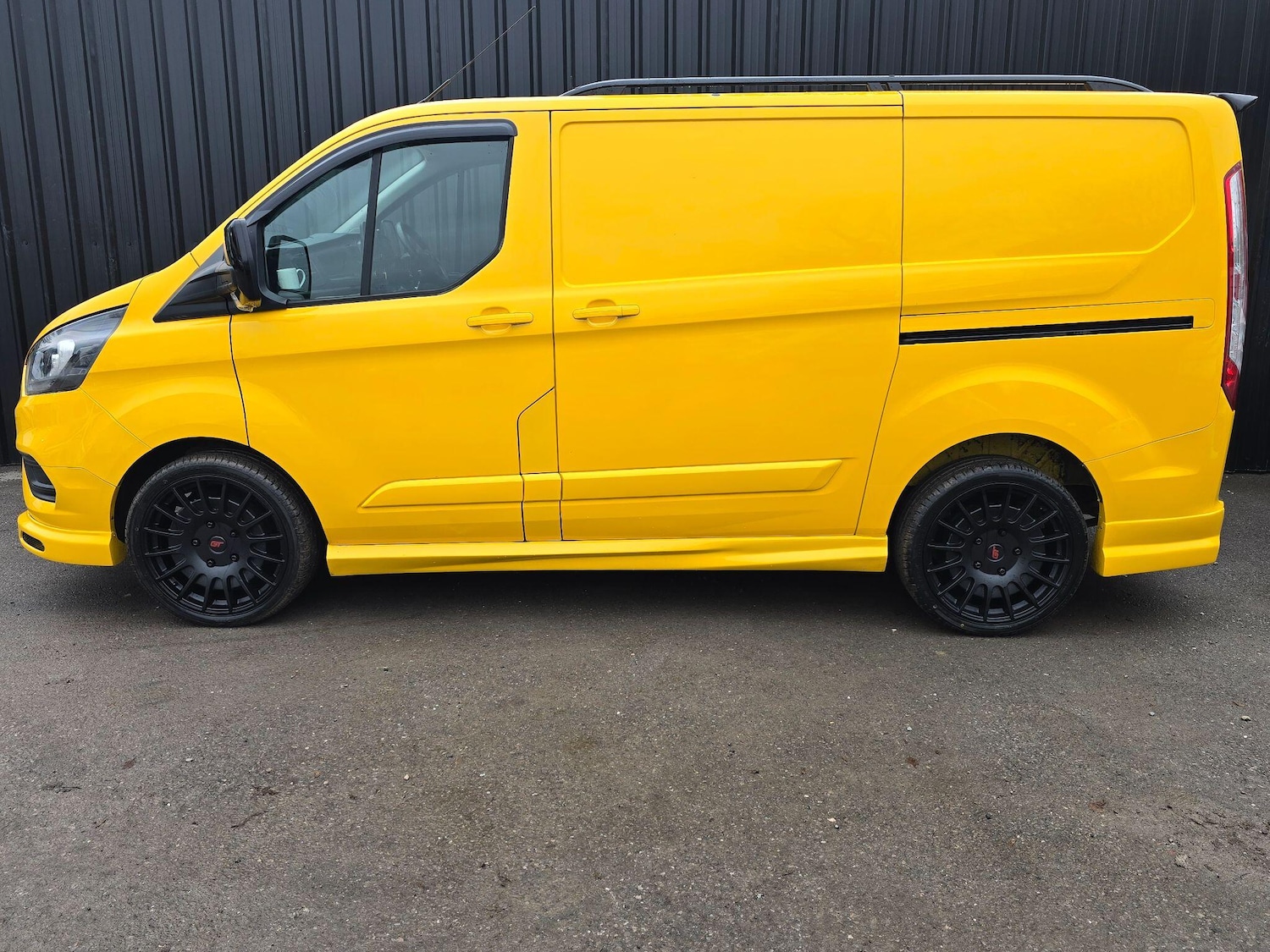 Used Ford Transit Custom 2022 for sale - 77203119: Photo 2
