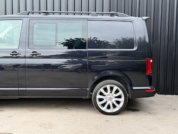 Used Volkswagen Transporter 2018 for sale - 79577256: Photo