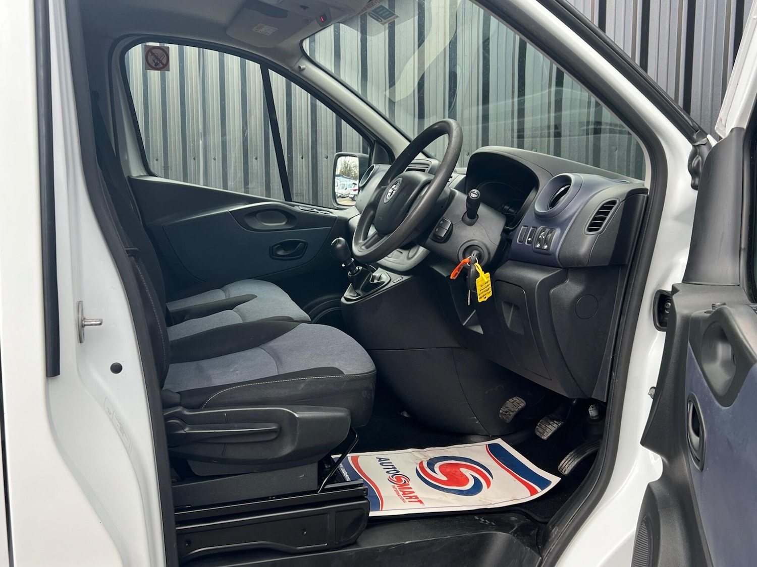 Used Vauxhall Vivaro 2016 for sale - 78019161: Photo 21