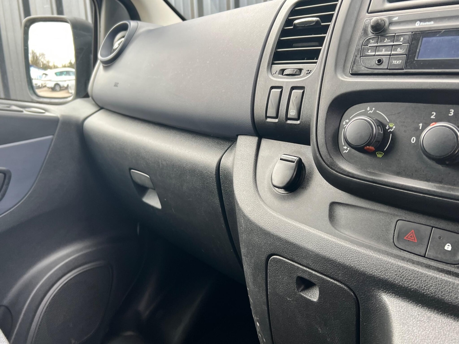 Used Vauxhall Vivaro 2016 for sale - 78019161: Photo 22