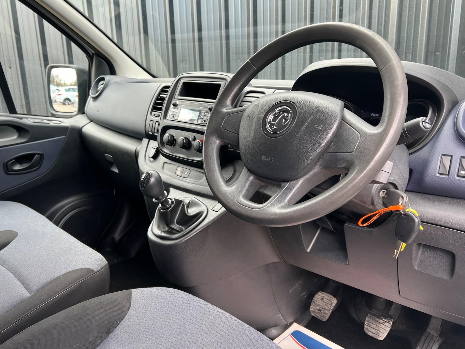 Used Vauxhall Vivaro 2016 for sale - 78019161: Photo 24