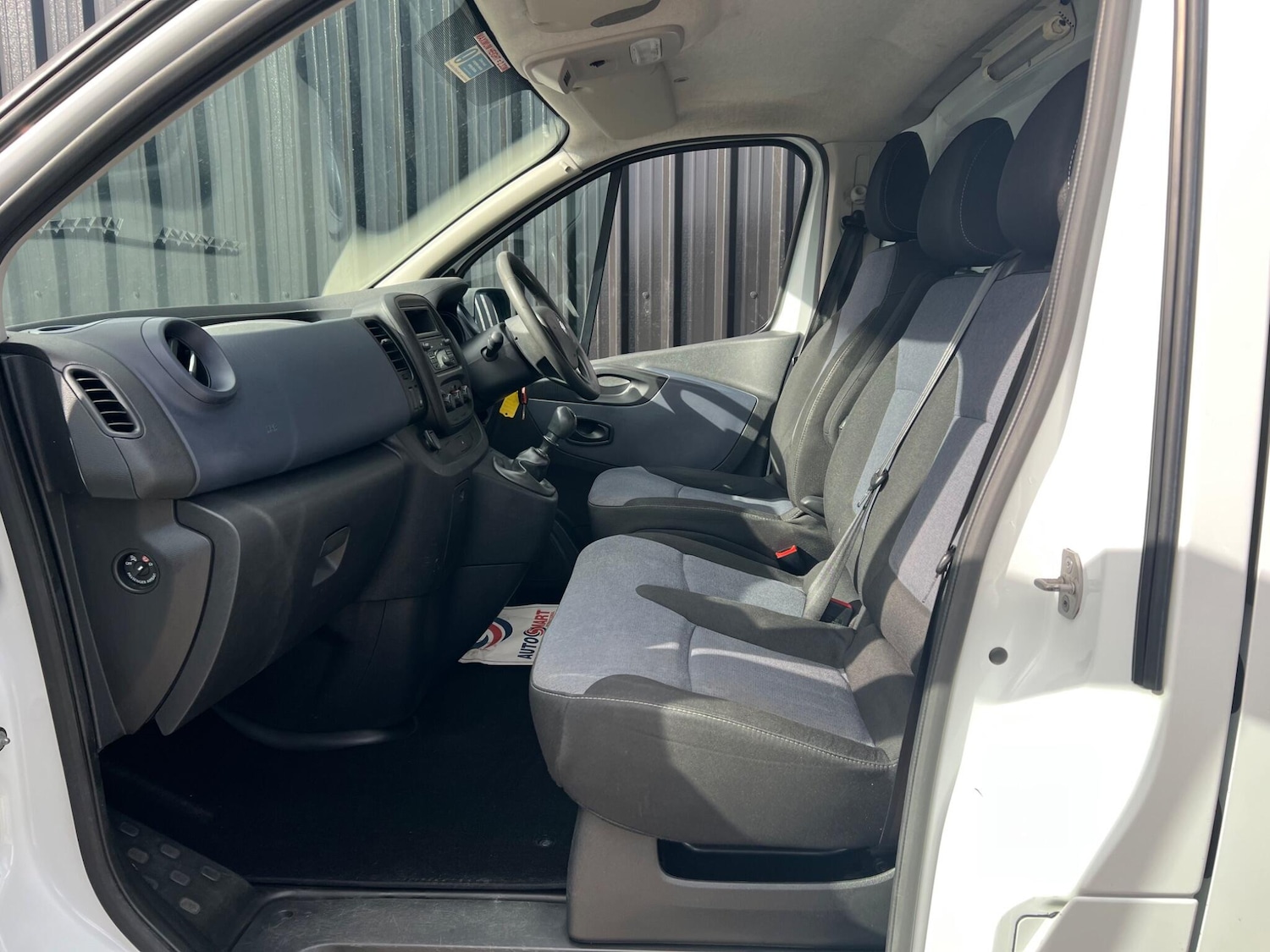 Used Vauxhall Vivaro 2016 for sale - 78019161: Photo 26