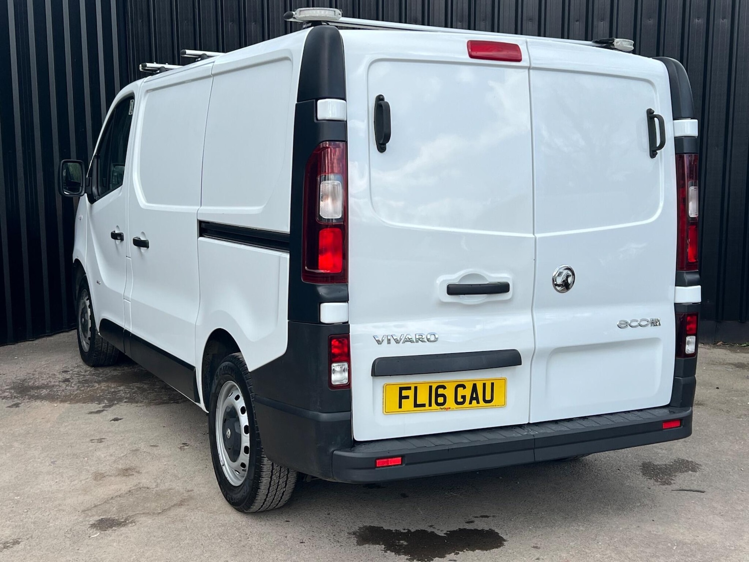 Used Vauxhall Vivaro 2016 for sale - 78019161: Photo 3