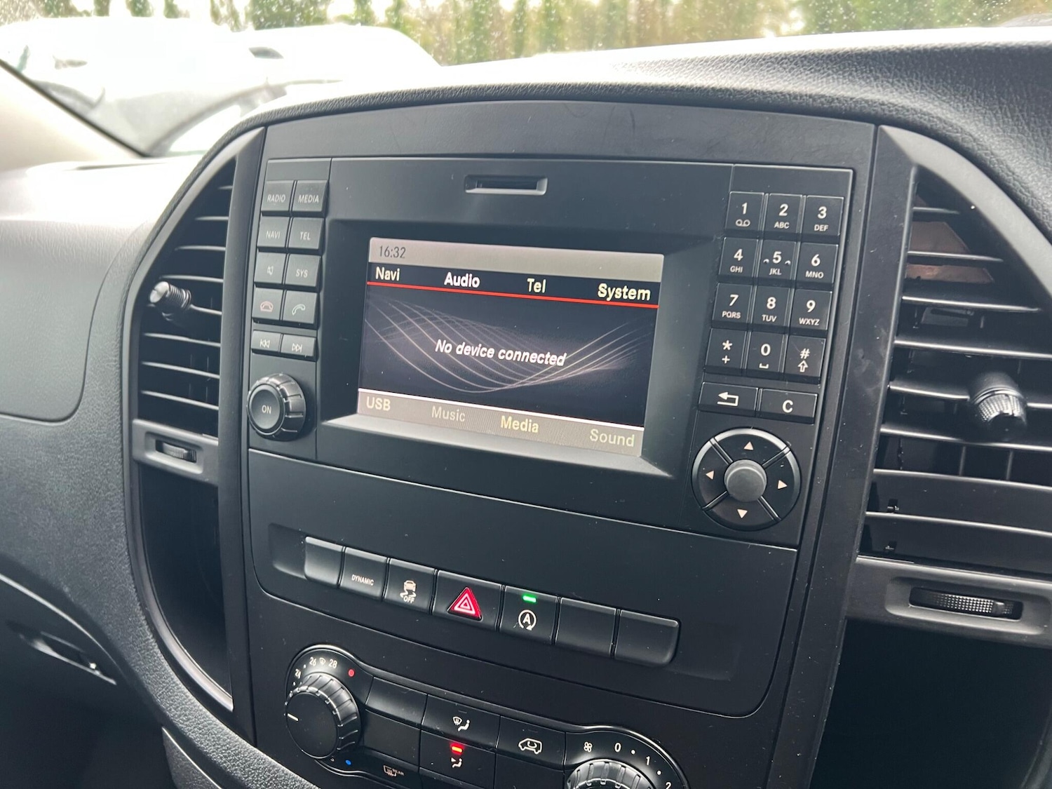 Used Mercedes-Benz Vito 2020 for sale - 77909496: Photo 9