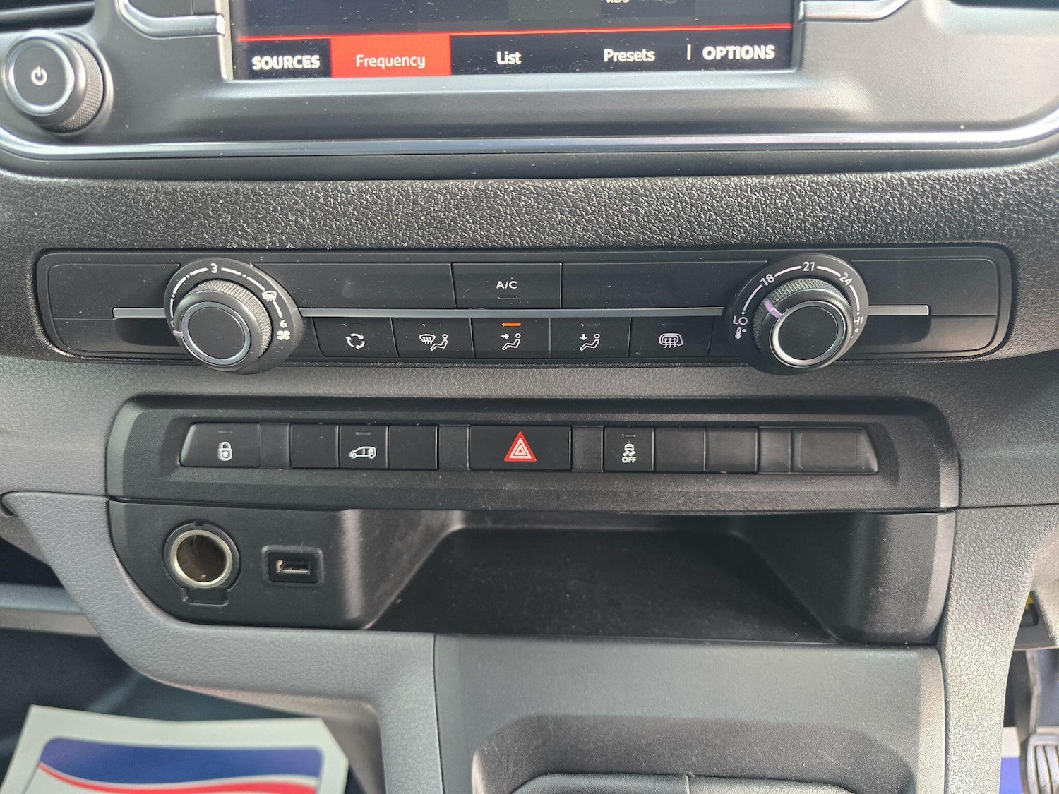 Used Citroen Dispatch 2018 for sale - 76976698: Photo 28