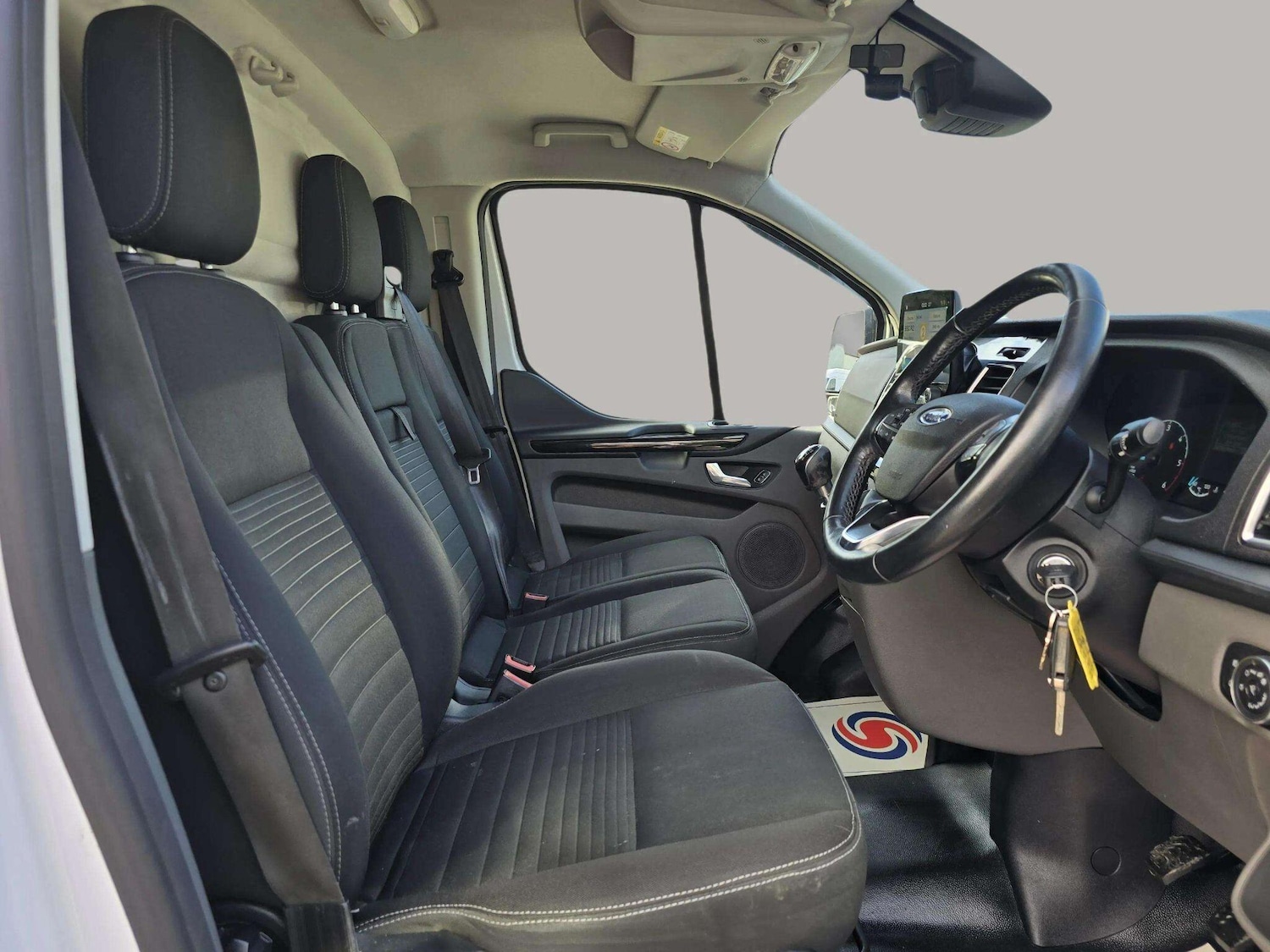 Used Ford Transit Custom 2019 for sale - 76511893: Photo 2