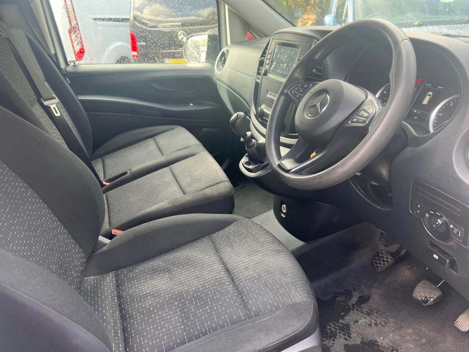 Used Mercedes-Benz Vito 2021 for sale - 76370206: Photo 2