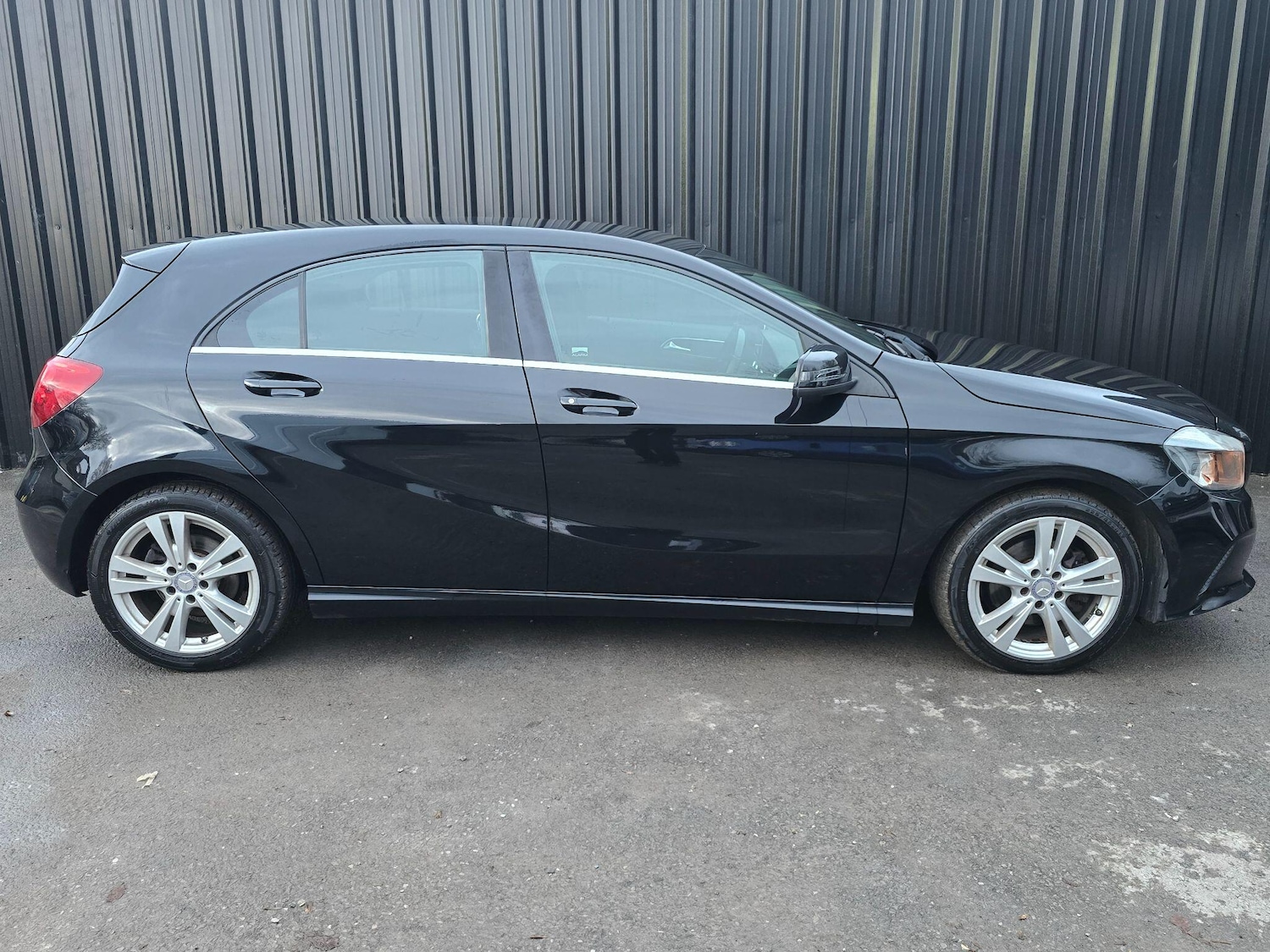 Used Mercedes-Benz A-Class 2016 for sale - 77229608: Photo 9