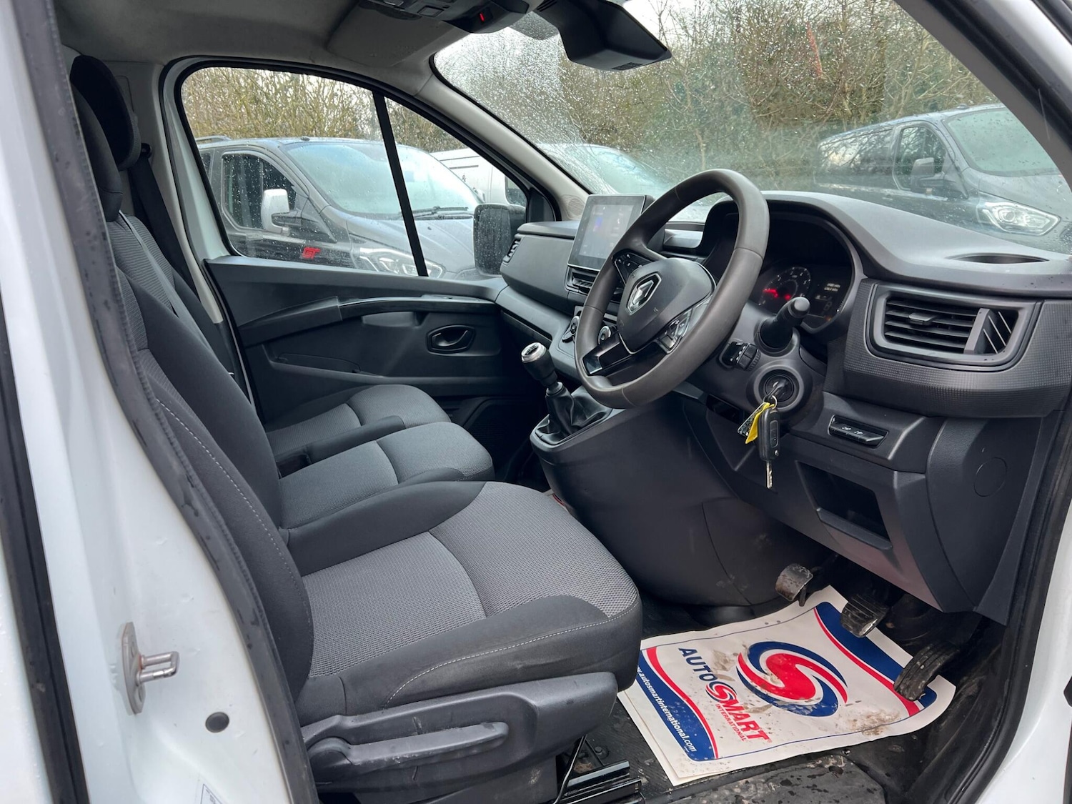 Used Renault Trafic for sale - 77305923: Photo 2