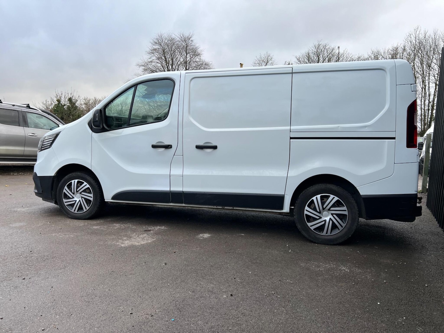 Used Renault Trafic for sale - 77305923: Photo 3