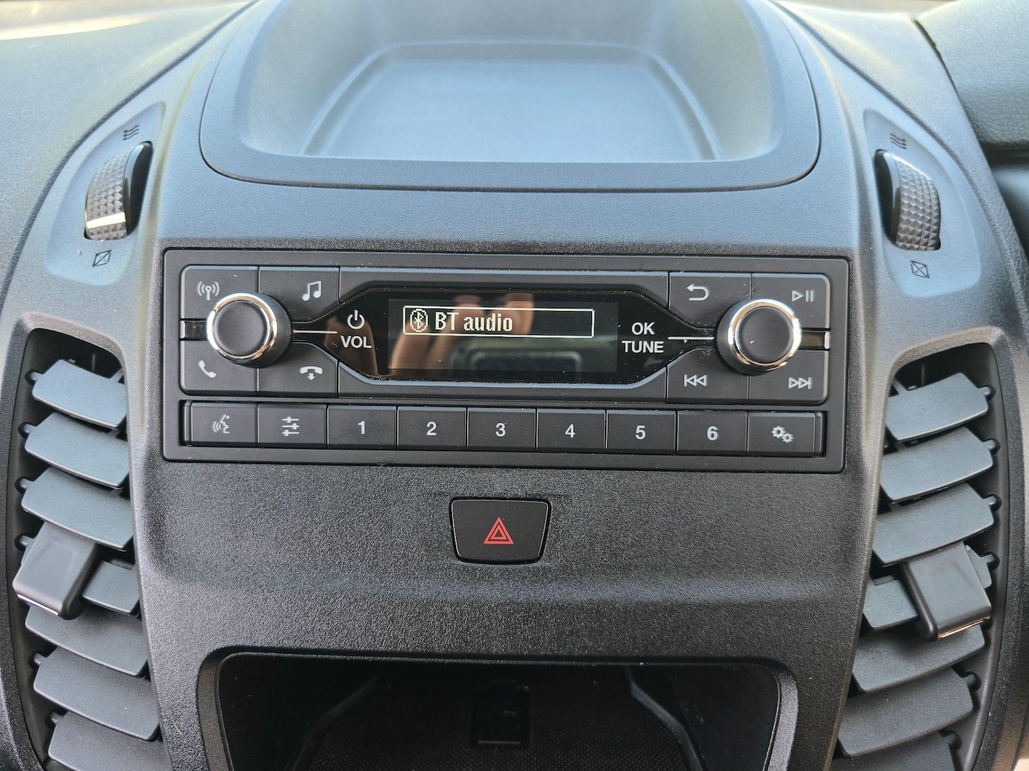 Used Ford Transit Connect 2020 for sale - 76965569: Photo 30