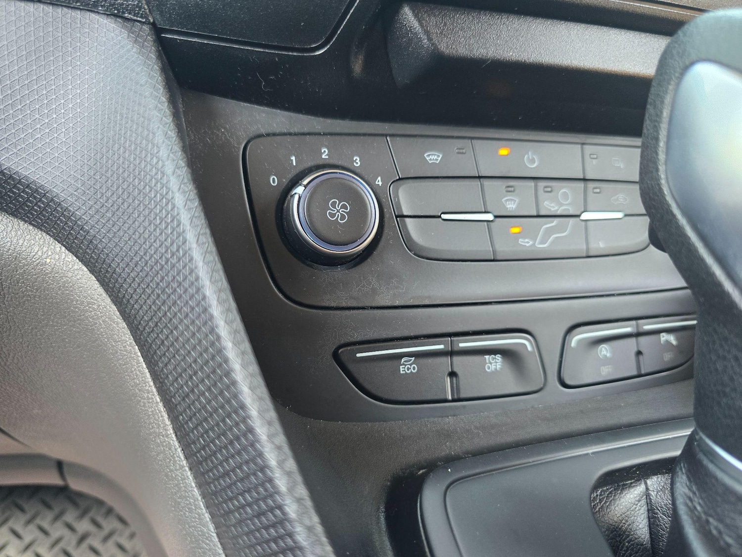 Used Ford Transit Connect 2020 for sale - 76965569: Photo 9