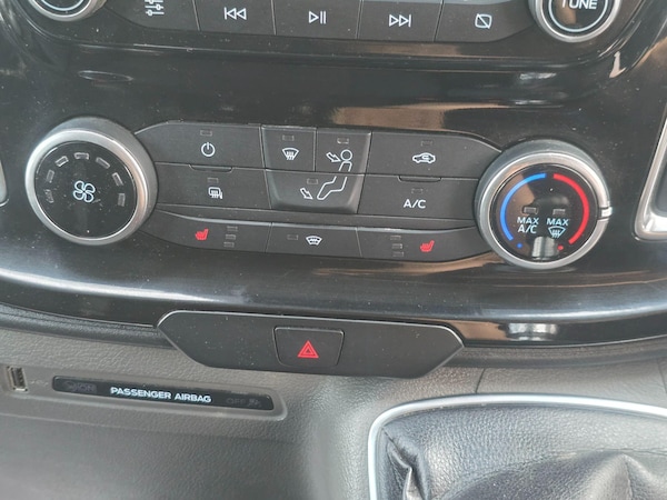 Used Ford Transit Custom 2019 for sale - 76268430: Photo 10