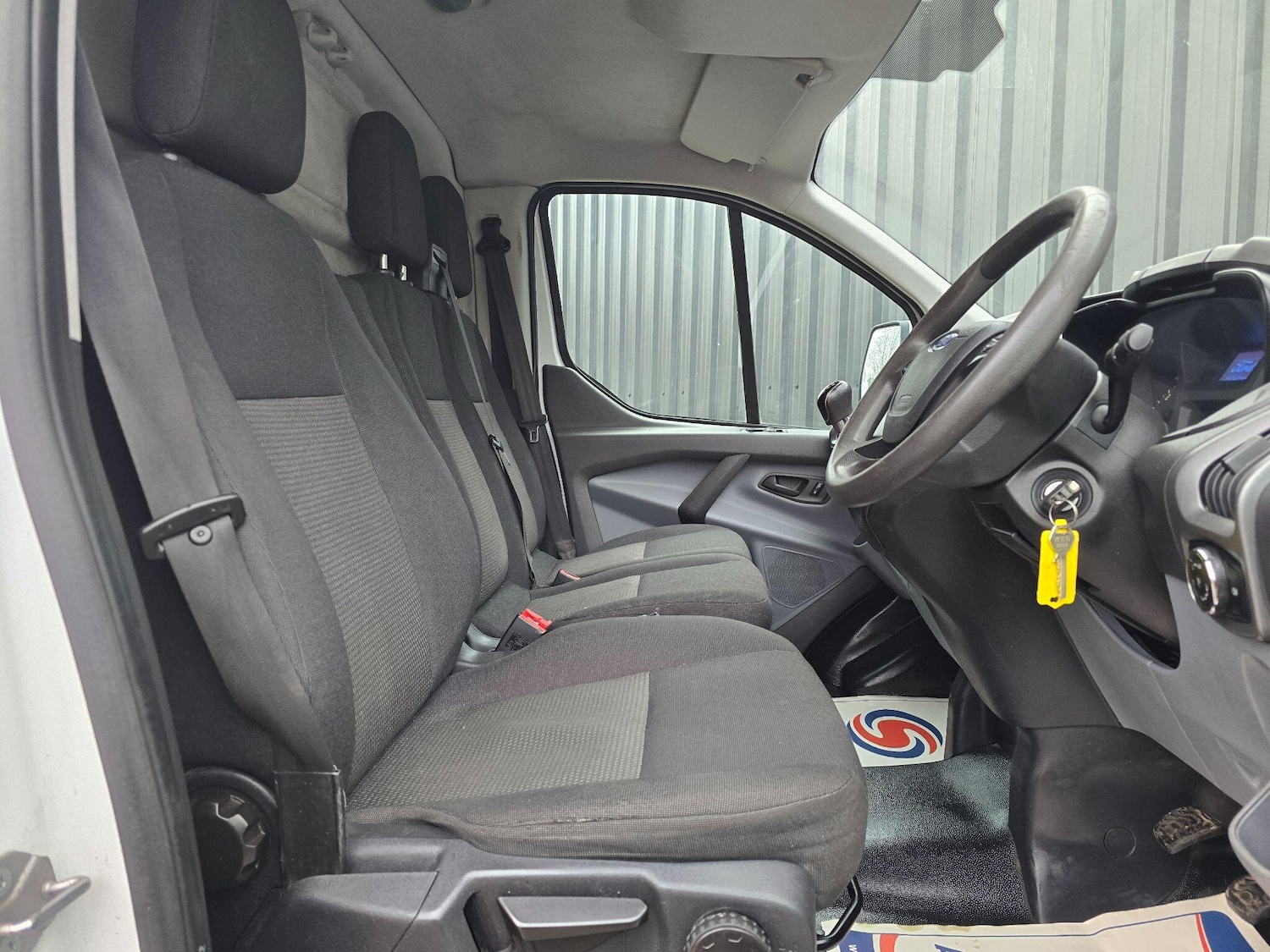 Used Ford Transit Custom for sale - 77684225: Photo 2