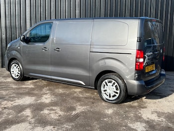 Used Vauxhall Vivaro 2022 for sale - 77440247: Photo