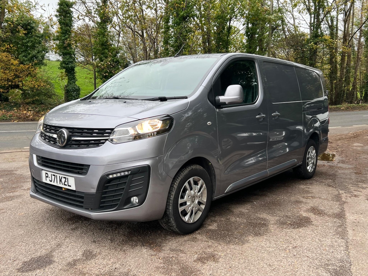 Used Vauxhall Vivaro 2021 for sale - 76433102: Photo 1