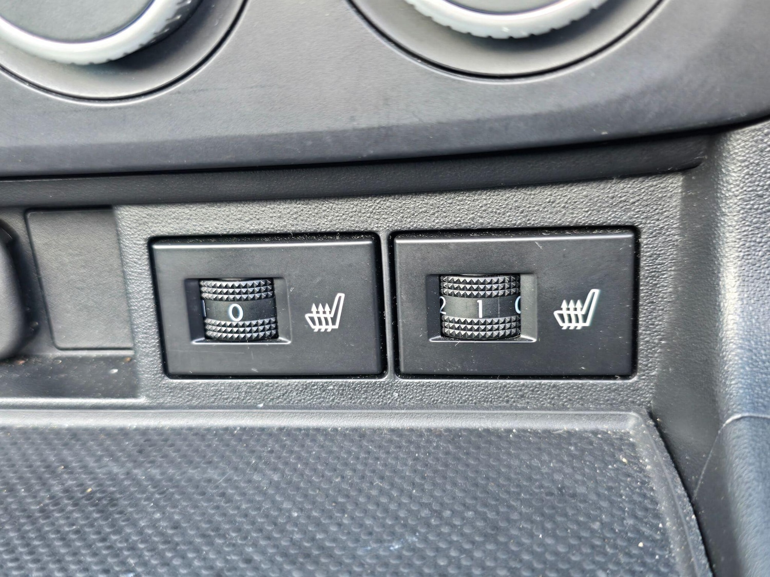 Used Mazda MX-5 2015 for sale - 76965099: Photo 8