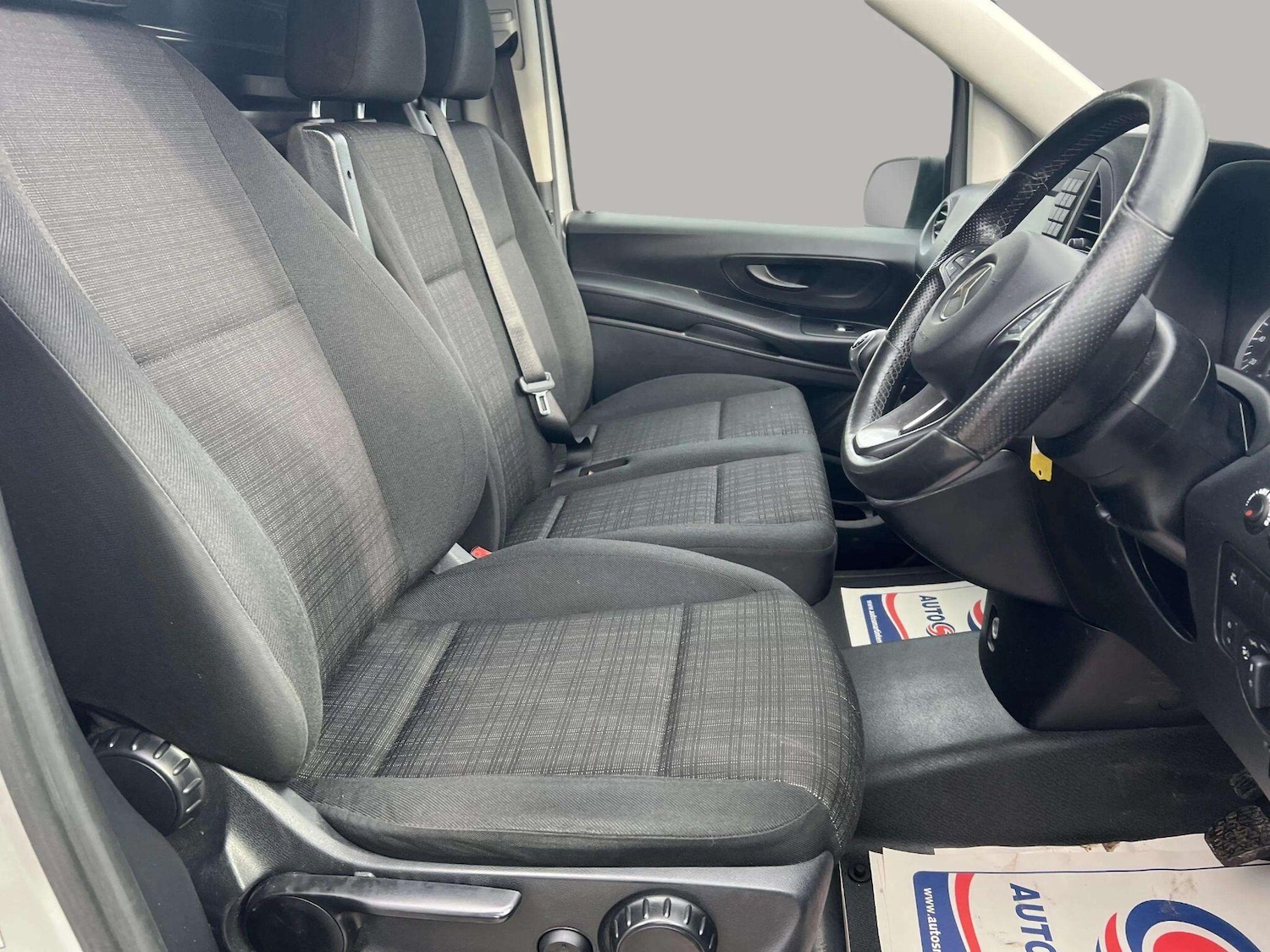 Used Mercedes-Benz Vito 2019 for sale - 76965464: Photo 2