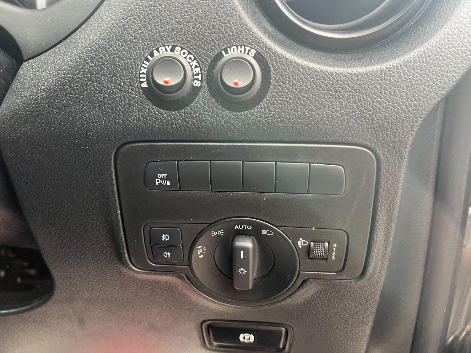 Used Mercedes-Benz Vito 2019 for sale - 76965464: Photo 36